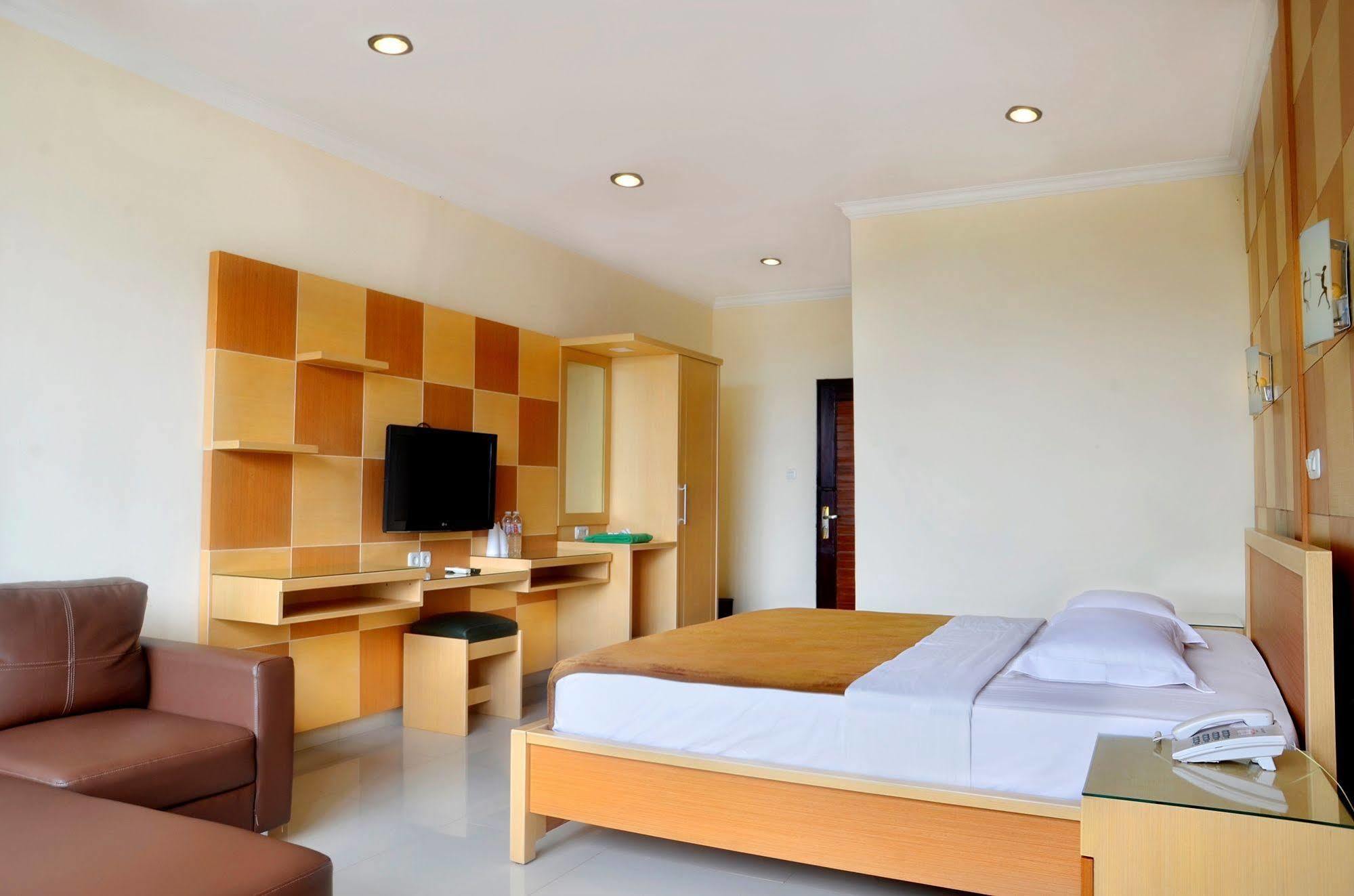 Grand Permata Hijau Hotel Sukabumi Exterior foto